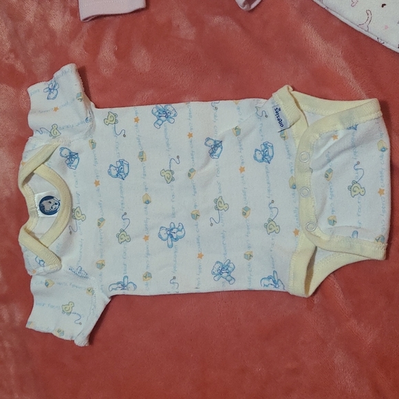 Vitamins Baby Other - Bundle Of 2 preemie Baby Girl Clothes.